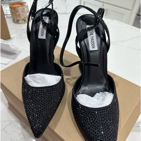 Steve Madden Shoes - Brand new, never worn. Madden Zestful Black Gems